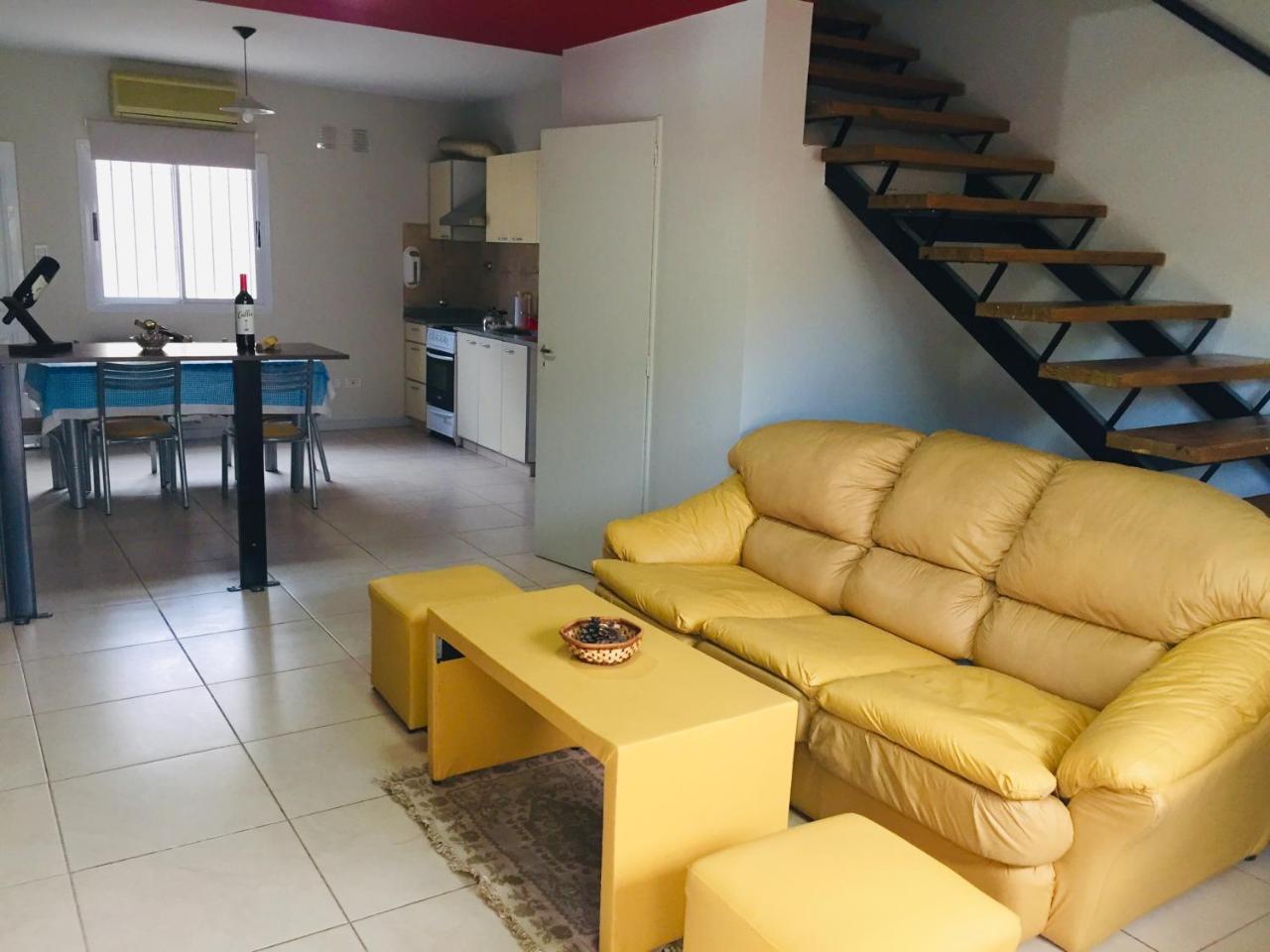 Excelente Duplex En Consorcio Privado C/ Cochera San Juan Exterior foto
